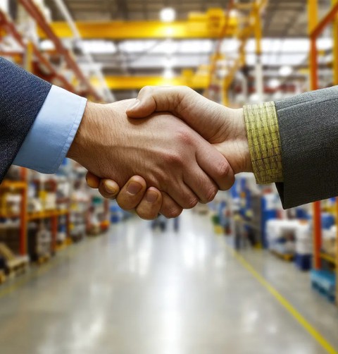 Alianza comercial y almacén logística
